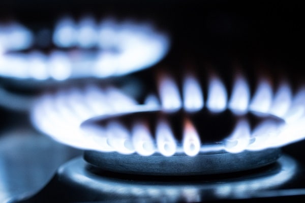 Gas