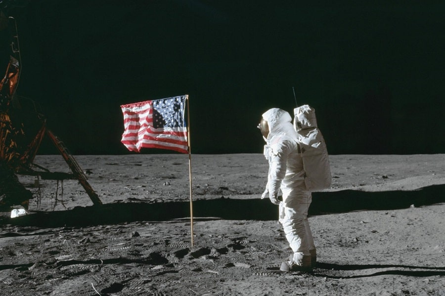 Japan Joins the US in Moon Landing